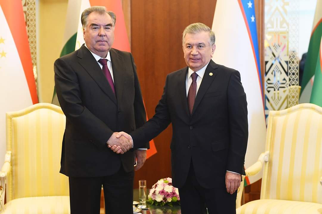 Мулоқот бо Президенти Ҷумҳурии Ӯзбекистон Шавкат Мирзиёев