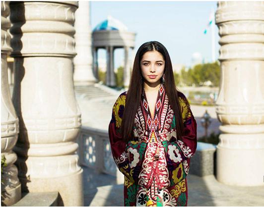Tajik Chakan Conquers the World of Modern Fashion